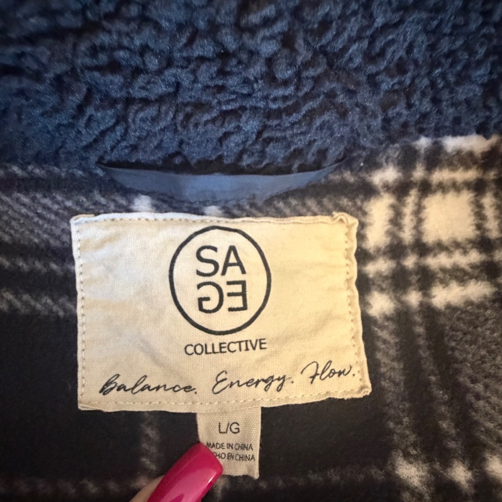 SAGE Collective Women's Black Sherpa Vest Plaid Fleece Lining, Size Large - Picture 7 of 11